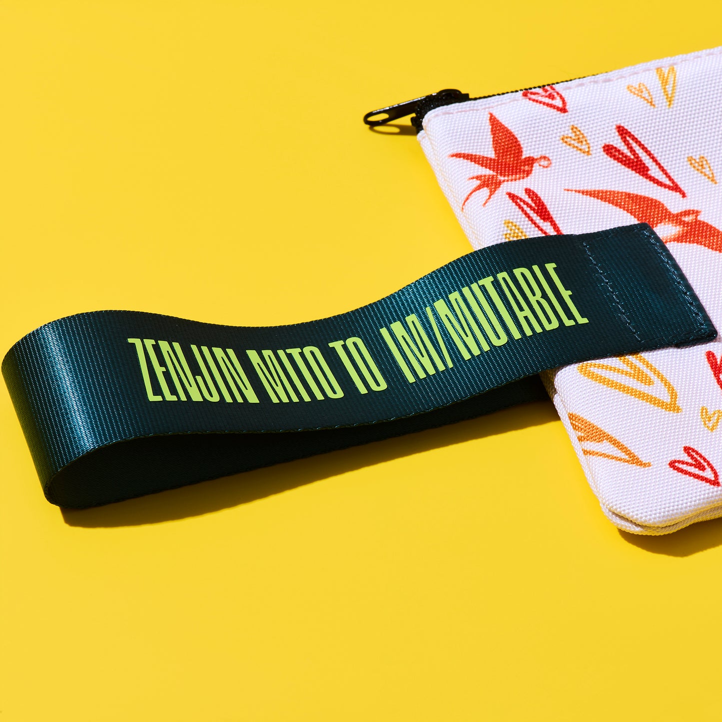 IM/MUTABLE Tag pouch