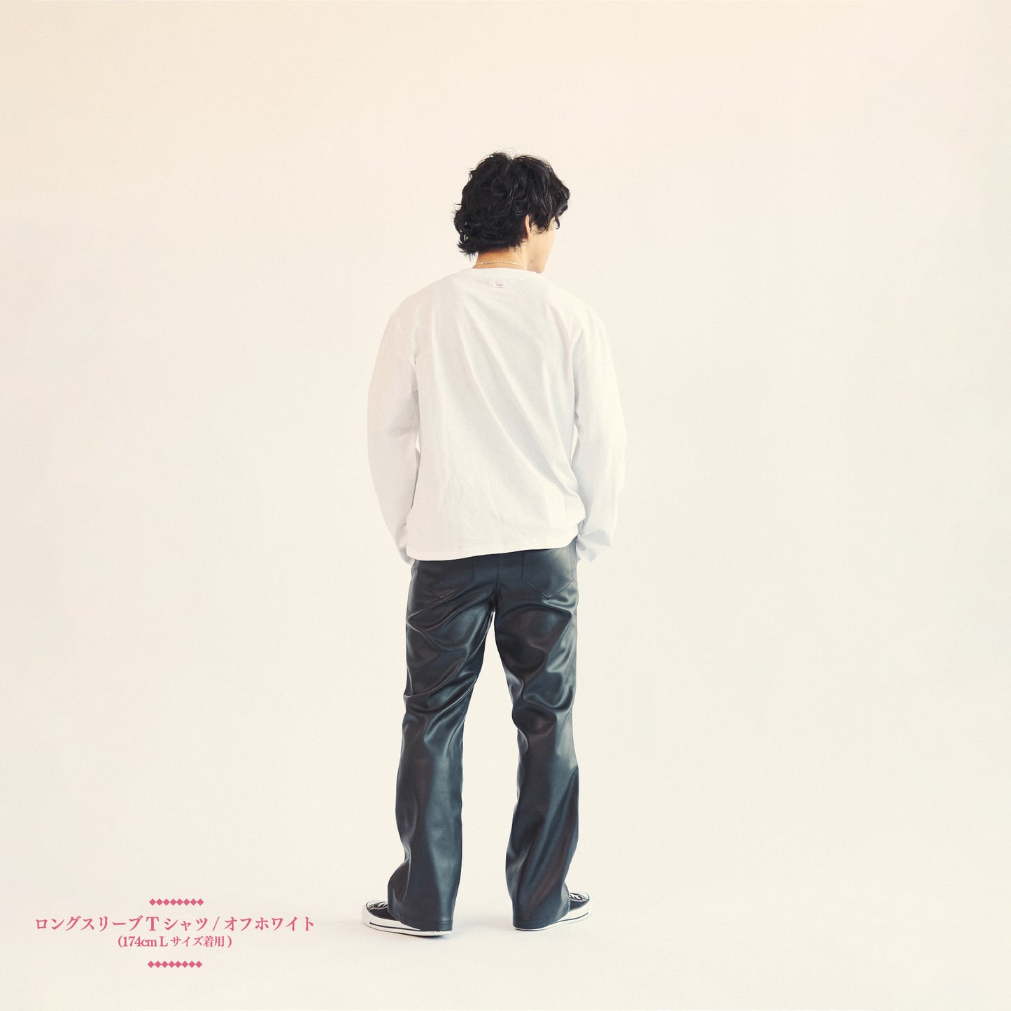LANDMARK IN HARAJUKU Long-Sleeve T-Shirt / White
