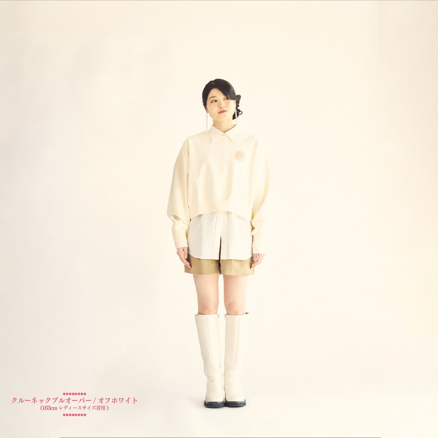 LANDMARK IN HARAJUKU Crewneck Pullover / Off-White