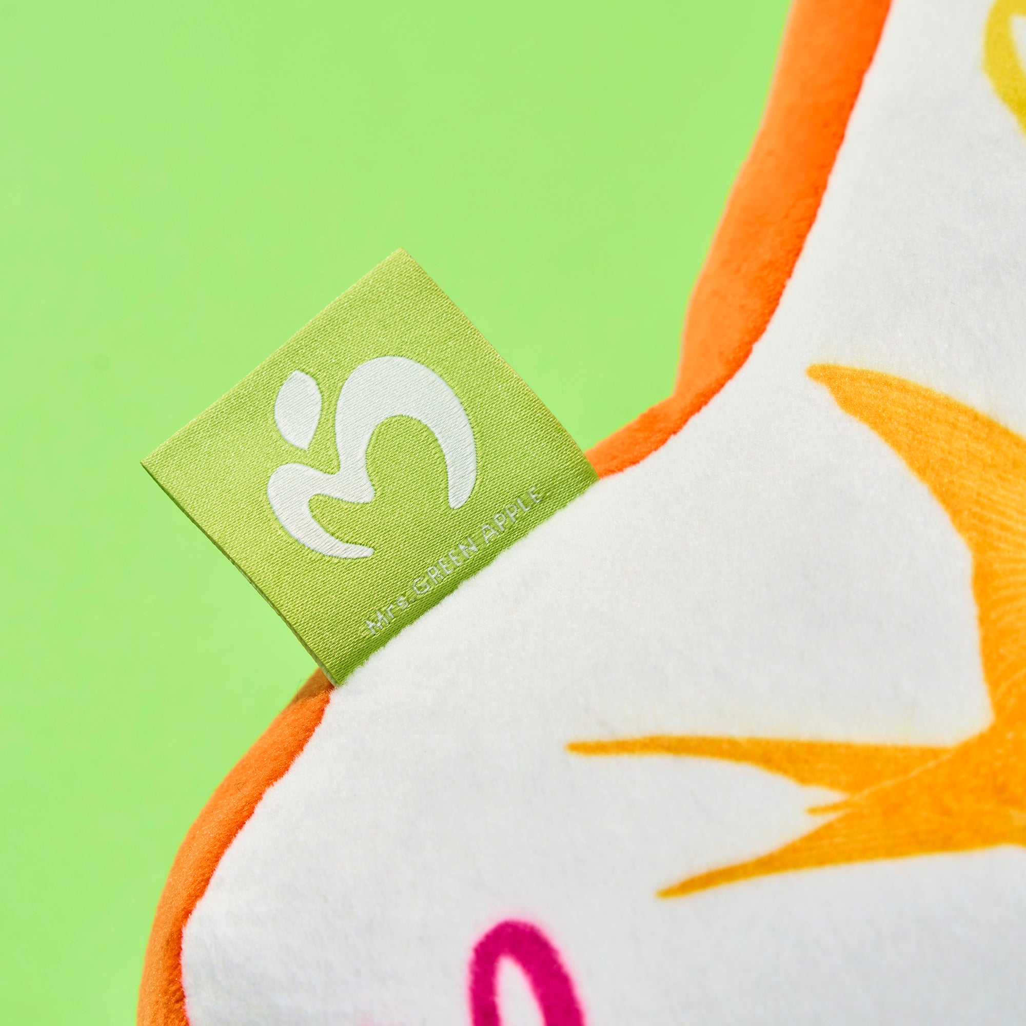 IM/MUTABLE クッション / A – Mrs. GREEN APPLE OFFICIAL STORE