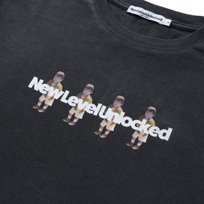 【誕生日前配送予定】 Hiloto 「NewLevelUnlocked」 Young T-shirt