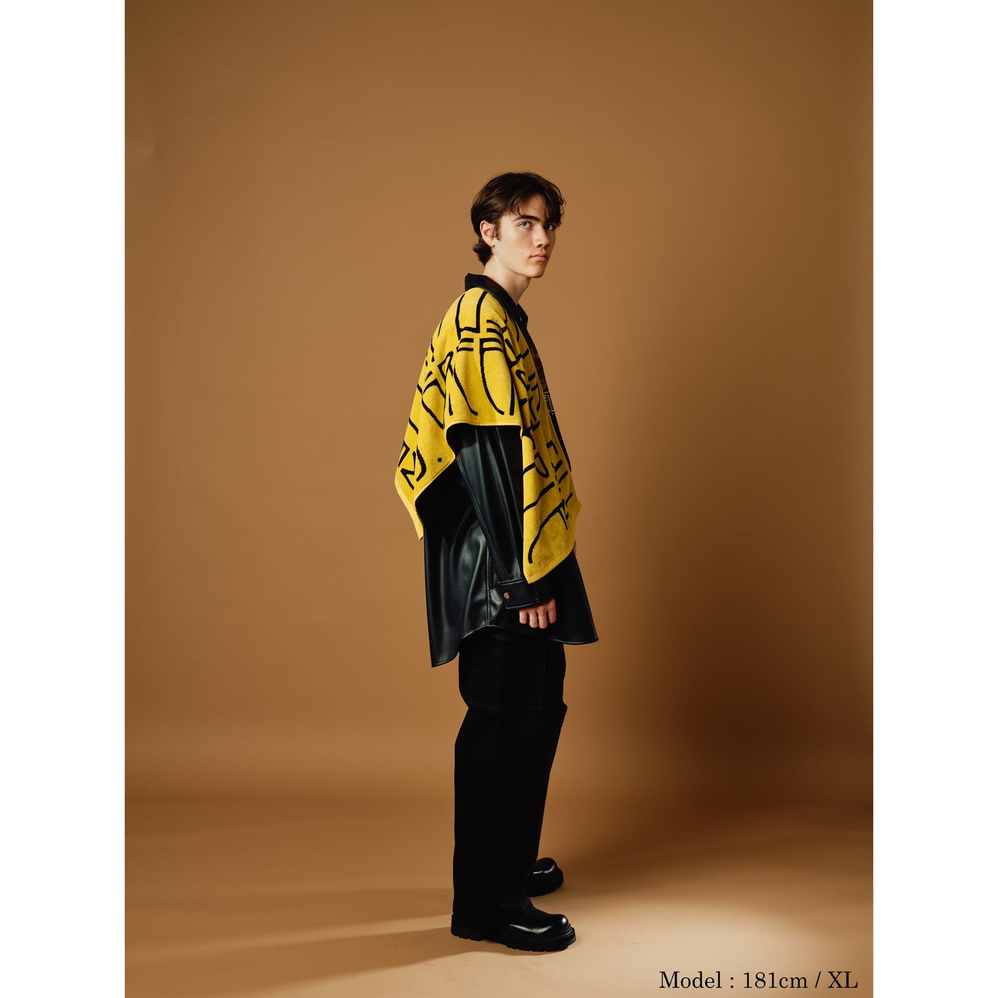 “BABEL no TOH” Vintage-Like T-Shirt / Black